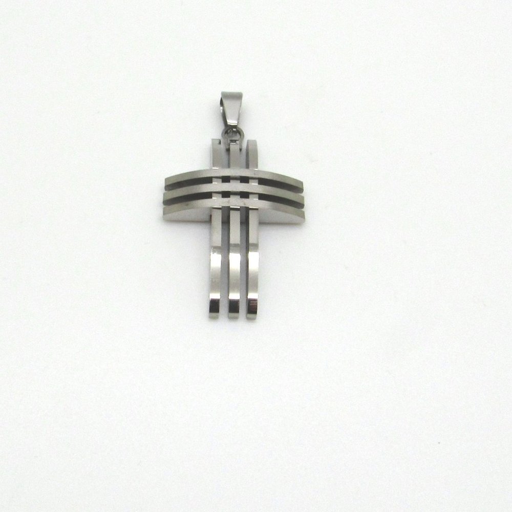 Stainless Steel Cutout Cross Pendant